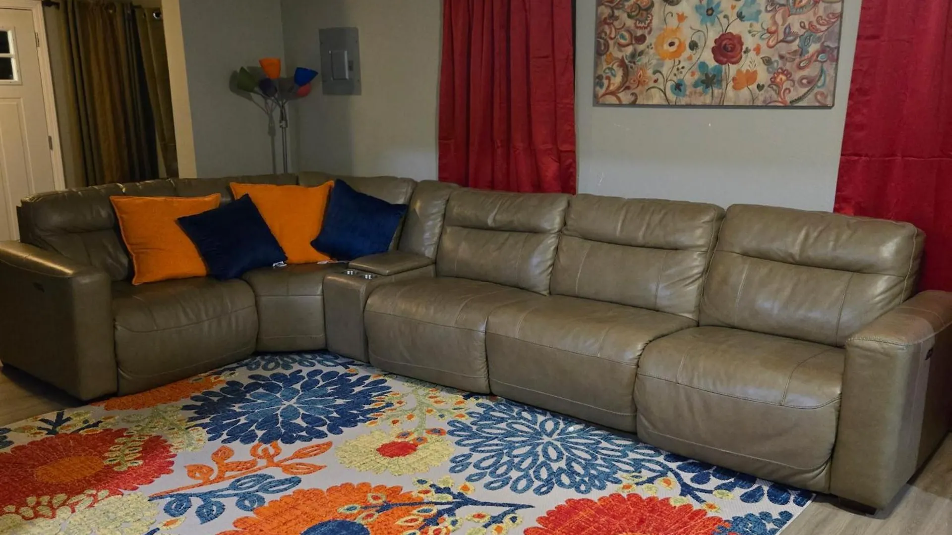 The Wild Flower Pensacola Apartment